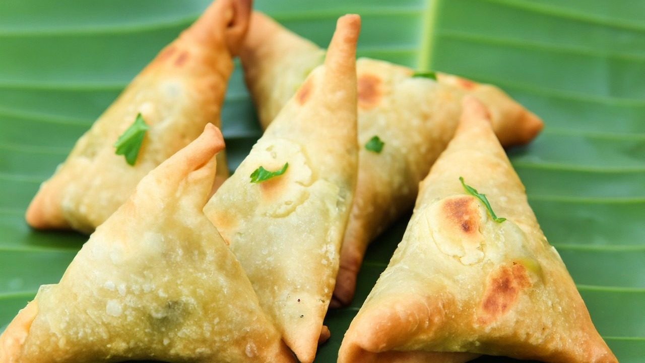 samosa, indian, fried, snack, tasty, food, lunch, traditional, ai generated, samosa, samosa, samosa, samosa, samosa